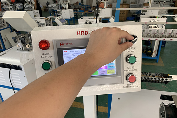 How to use the HRD-826 yarn winding machine